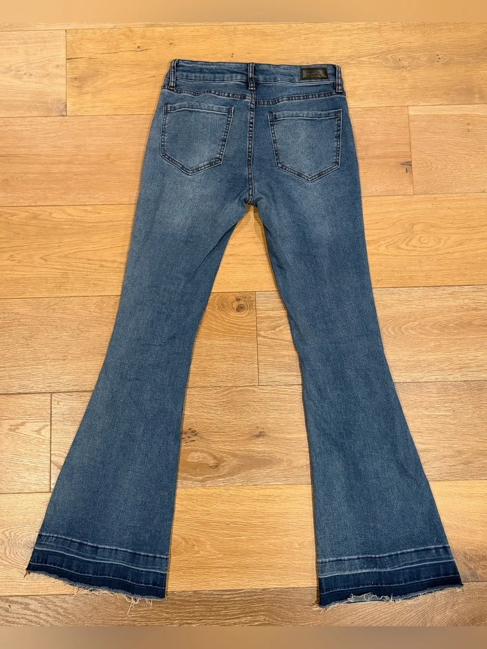 PTCL Ethical Denim Flare Seamed Women’s Jeans Size 25 unique! - Picture 2 of 14